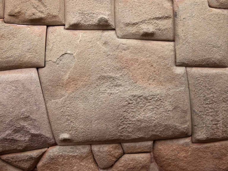 Piedra de los 12 Angulos